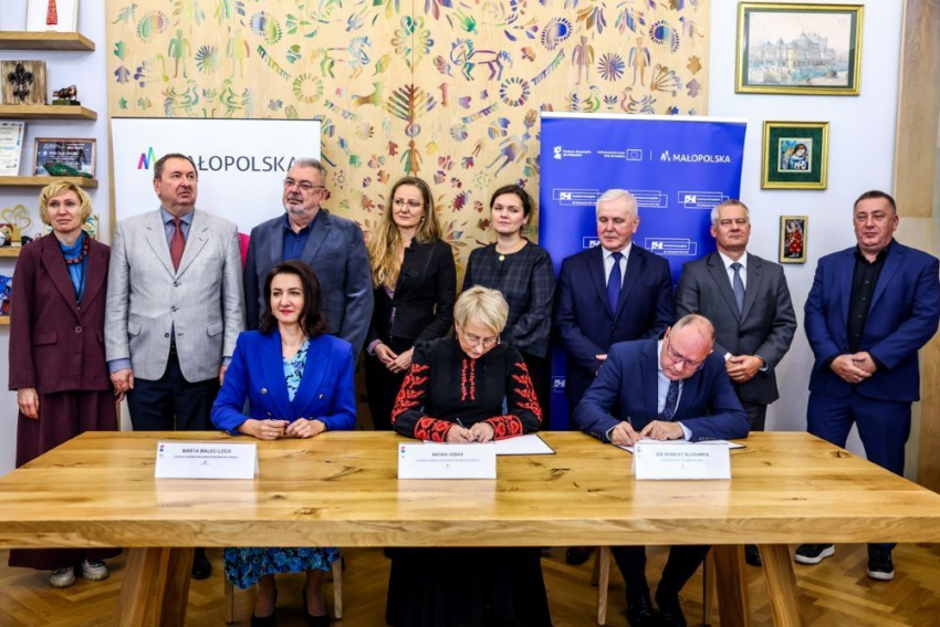 Podpisanie umowy.
