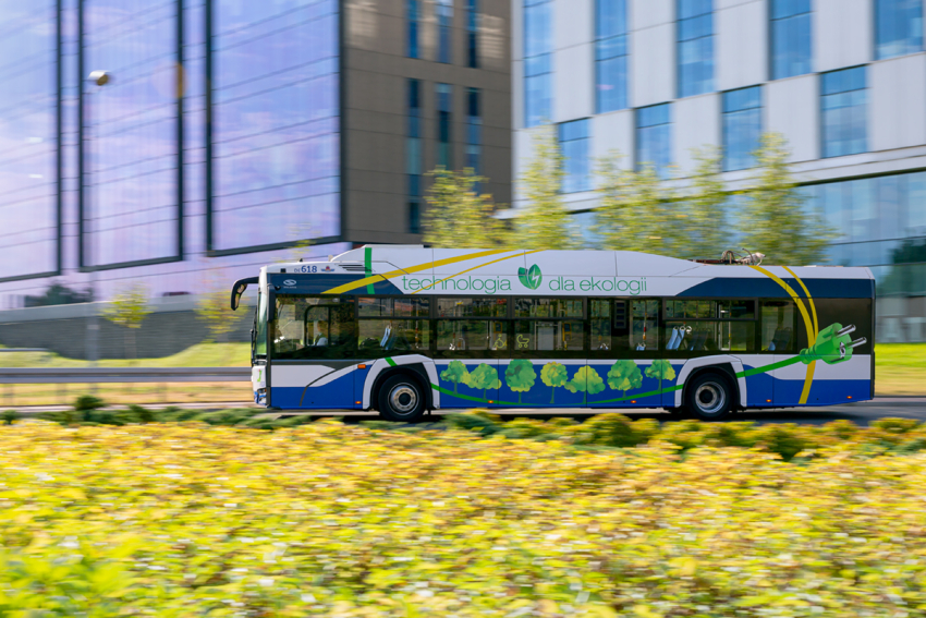Autobus elektryczny