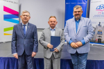 Beneficjent z promesą.