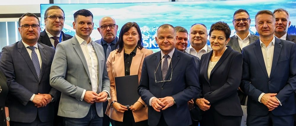 Grupa osób.
