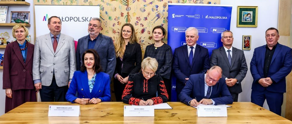 Podpisanie umowy.